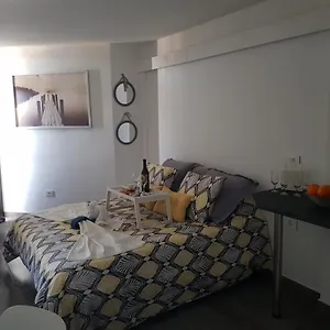 https://summerland-suites-los-cristianos-tenerife.tenerifehoteles.net