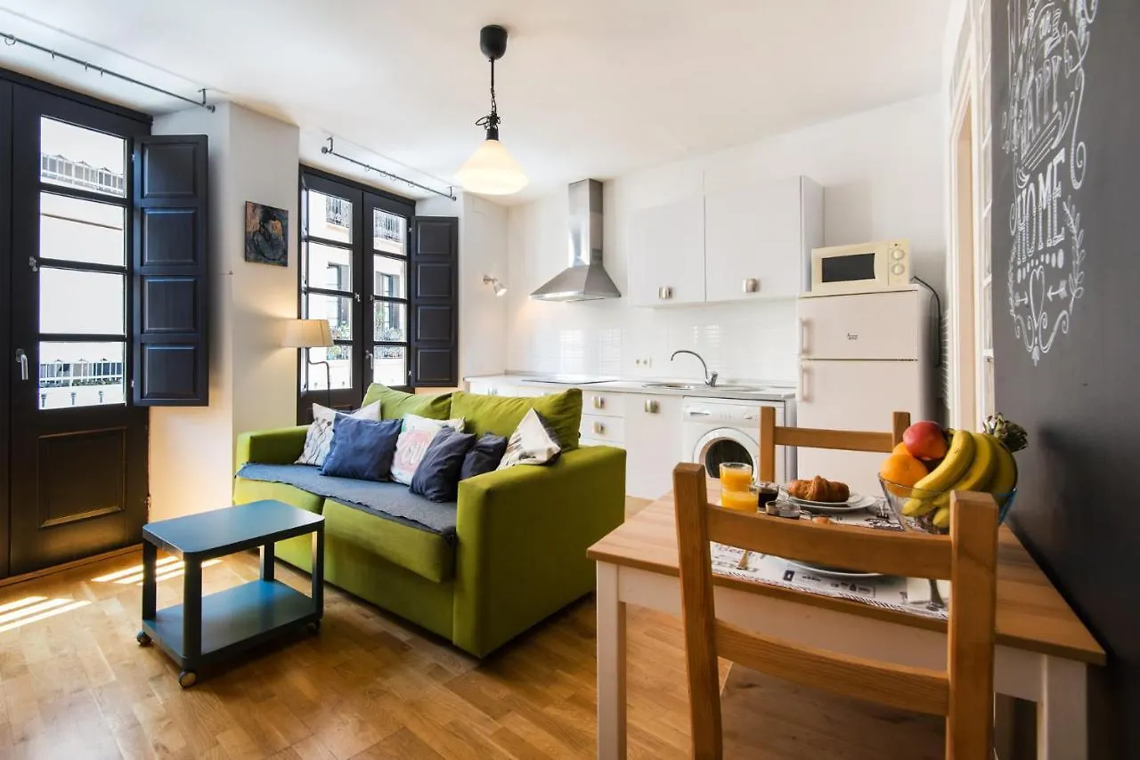 Apartamento El Balcon Del Pintor, The Best Option In The Historic Center Of Málaga