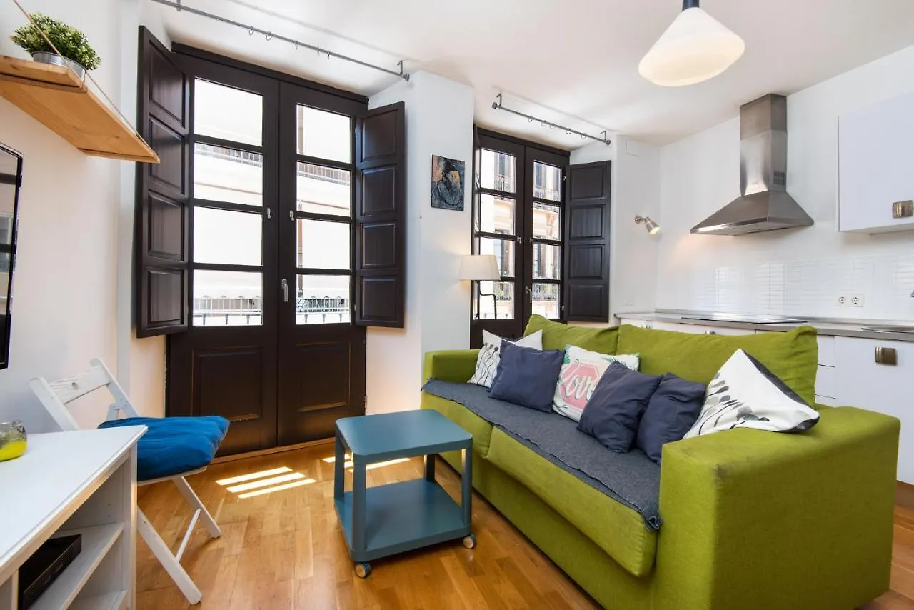 Apartamento El Balcon Del Pintor, The Best Option In The Historic Center Of Málaga 0*,  España