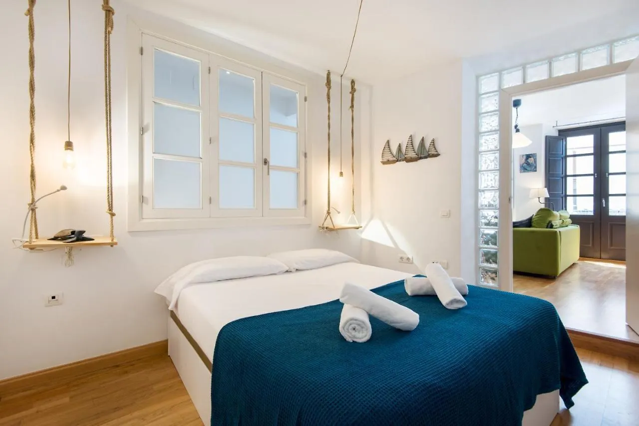 Apartamento El Balcon Del Pintor, The Best Option In The Historic Center Of Málaga